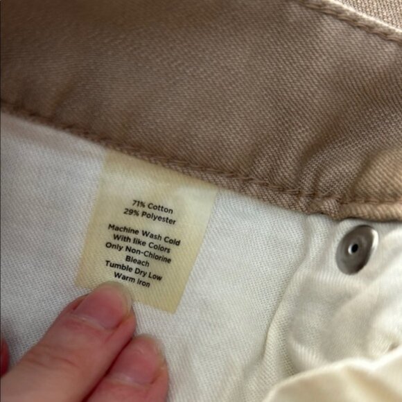 Tan Straight-Leg Jeans with Classic Design - Picture 3 of 3